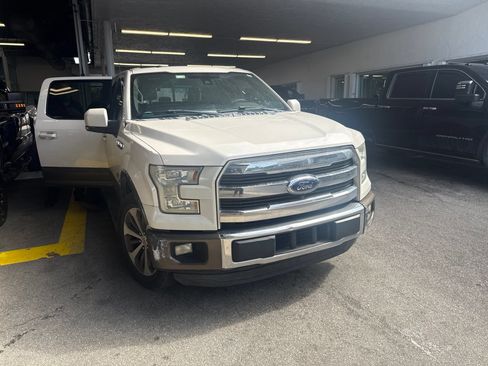 Used 2015 Ford F150 King Ranch w/ Equipment Group 601A Luxury RWD image 2