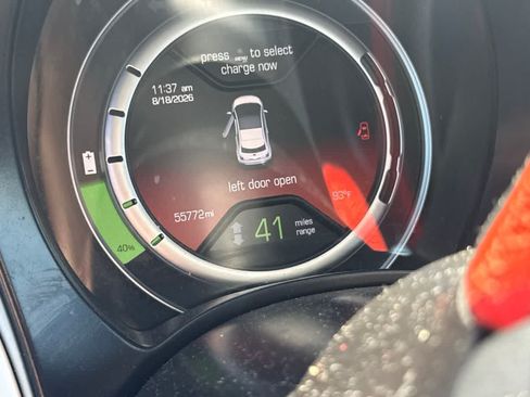 Used 2014 FIAT 500 e FWD image 9