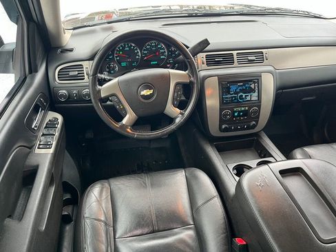 Used 2013 Chevrolet Avalanche LT w/ Suspension Package, Off-Road image 37