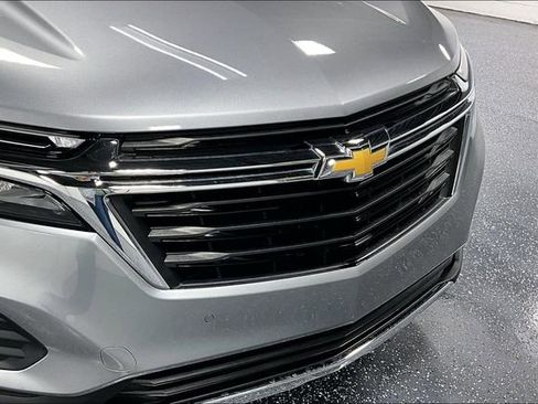 Used 2023 Chevrolet Equinox LT w/ Driver Convenience Package AWD/4WD image 28