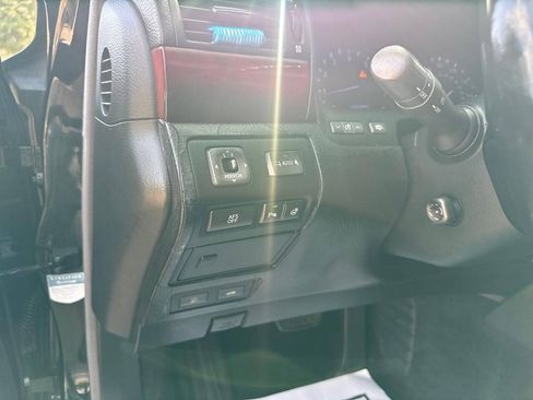 Used 2007 Lexus LS 460 L RWD image 23