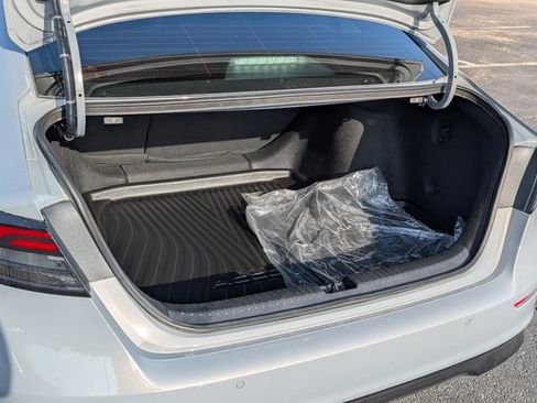 Used 2025 Honda Accord Touring image 20
