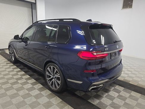 Used 2021 BMW X7 M50i w/ Dynamic Handling Package AWD/4WD image 4