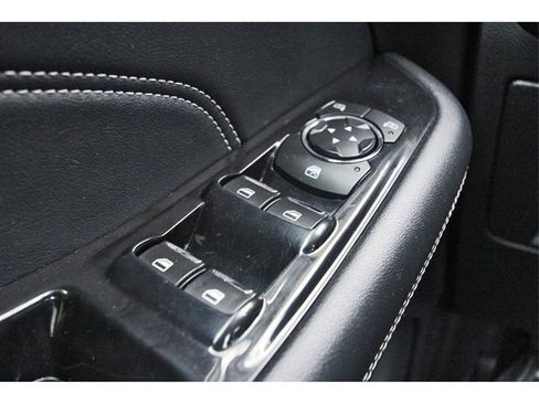 Used 2018 Ford Edge Titanium w/ Technology Package image 20