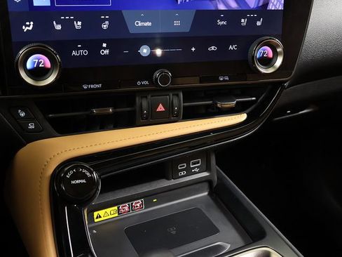 Used 2022 Lexus NX 350h AWD w/ Vision Package image 22