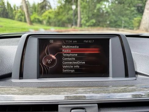 Used 2017 BMW 330i Sedan RWD image 16