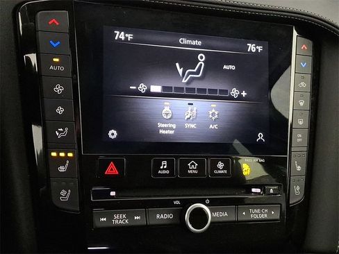 Certified 2022 INFINITI QX50 Essential image 18