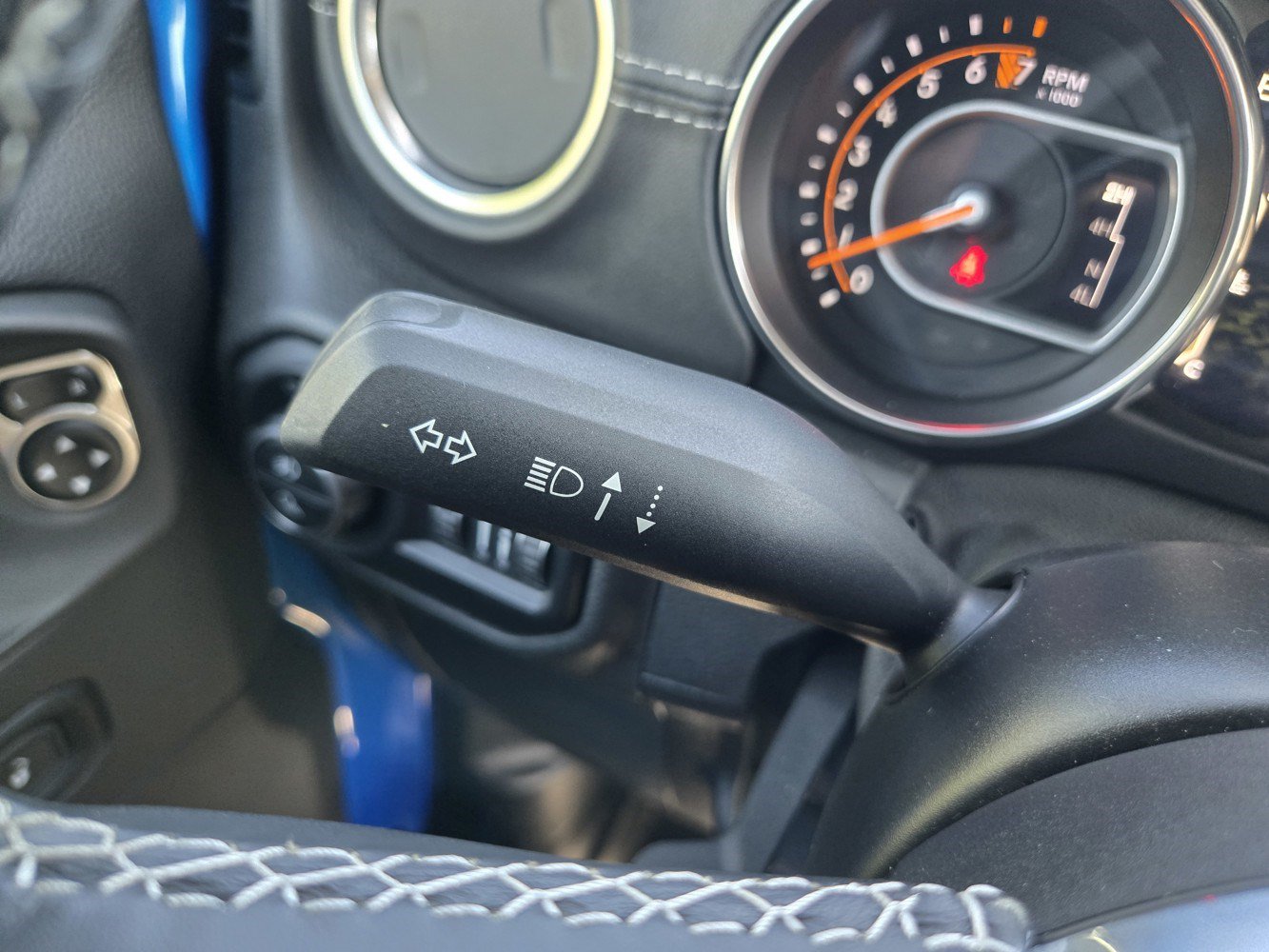 Used 2020 Jeep Gladiator Overland AWD/4WD image 23