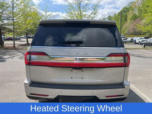 Used 2021 Lincoln Navigator Reserve w/ Luxury Package image 5