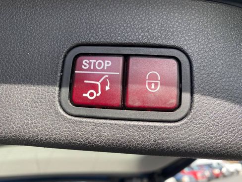 Used 2015 Mercedes-Benz GL 450 4MATIC image 28
