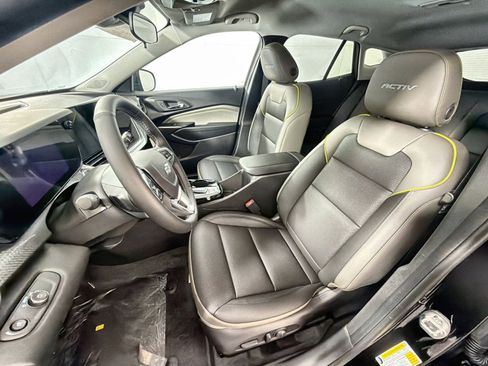 New 2026 Chevrolet Trax ACTIV image 13