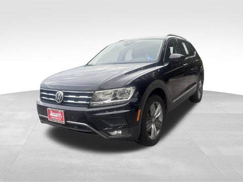 Used 2021 Volkswagen Tiguan SEL AWD/4WD image 30