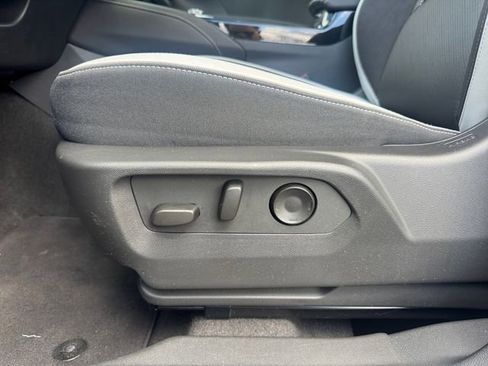 Used 2025 Buick Envision Sport Touring image 26