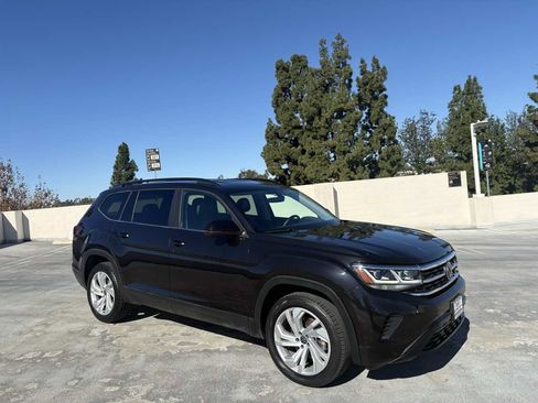 Used 2021 Volkswagen Atlas SE image 36