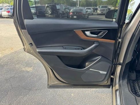 Used 2017 Audi Q7 3.0T Premium Plus image 15