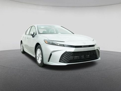 New 2026 Toyota Camry LE image 30