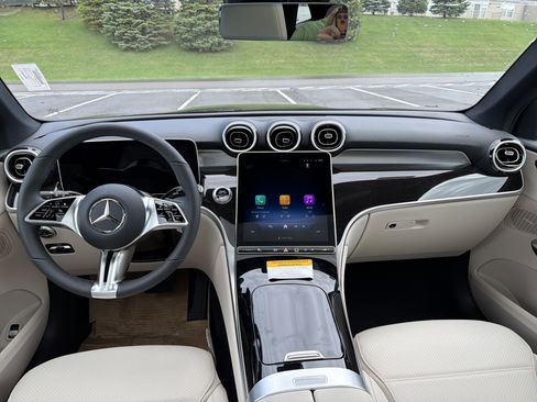 New 2026 Mercedes-Benz GLC 300 4MATIC image 11