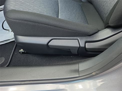 New 2026 Nissan Sentra SV w/ SV Convenience Package FWD image 10