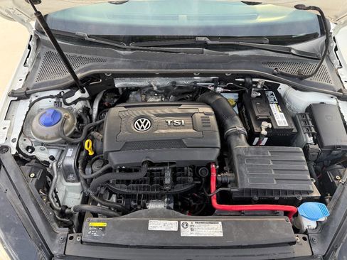 Used 2015 Volkswagen GTI S image 31