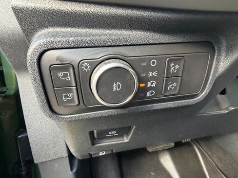 Used 2022 Ford Bronco Badlands image 12