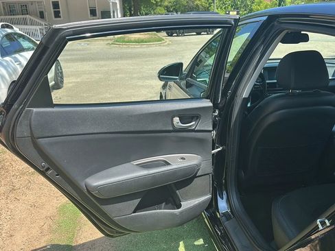 Used 2019 Kia Optima S w/ S Panoramic Sunroof Package FWD image 18