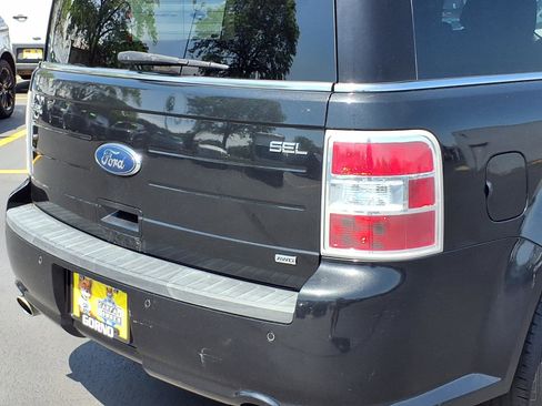 Used 2013 Ford Flex SEL AWD/4WD image 23