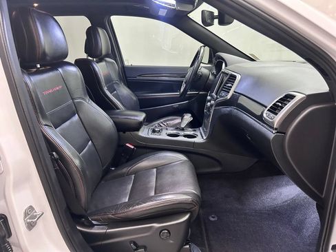 Certified 2018 Jeep Grand Cherokee Trailhawk w/ Trailhawk Luxury Group AWD/4WD image 17