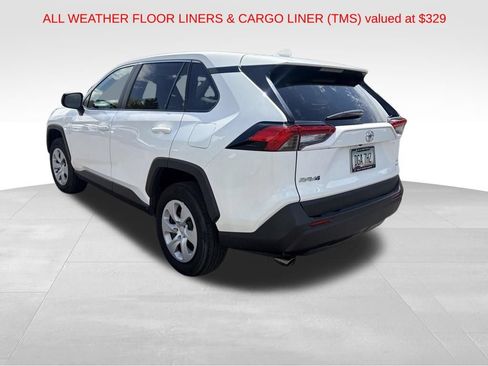 Used 2025 Toyota RAV4 LE AWD/4WD image 5