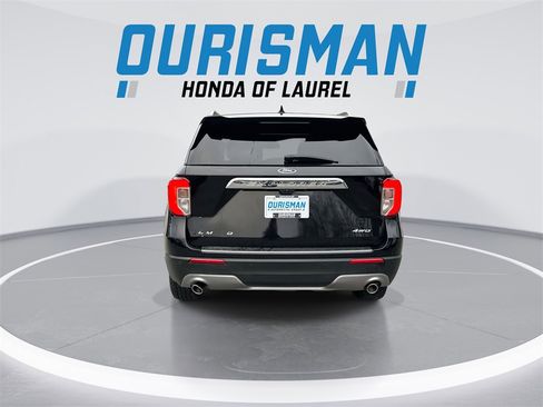 Used 2023 Ford Explorer Limited w/ Equipment Group 301A image 7