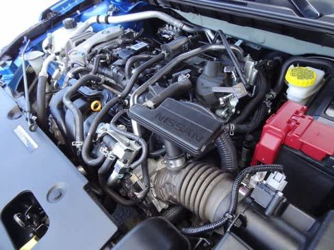 Used 2025 Nissan Sentra SV FWD image 34