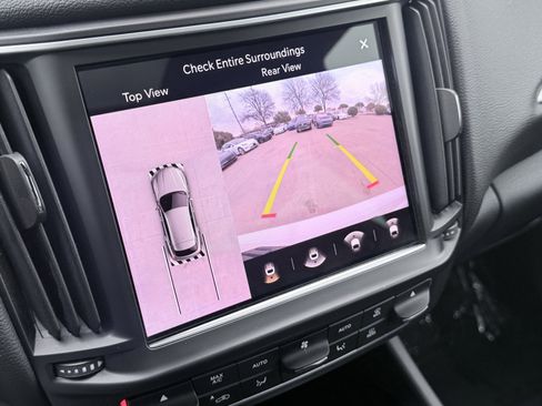 Used 2023 Maserati Levante Modena image 75