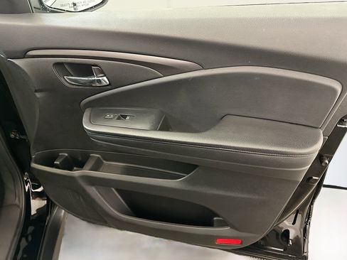 Used 2022 Honda Pilot EX-L image 35