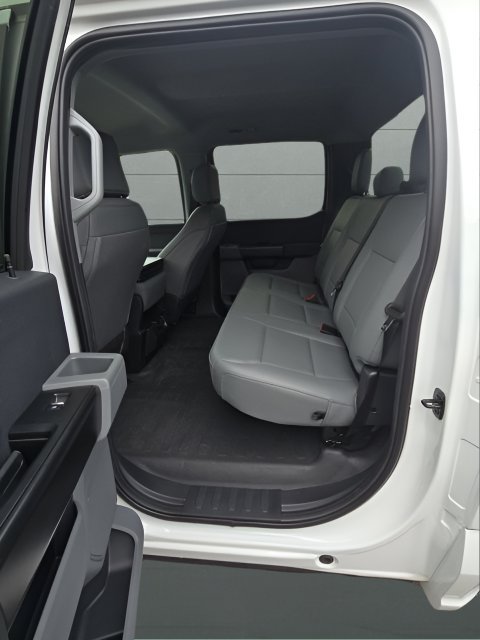Used 2025 Ford F150 XL w/ Equipment Group 103A High AWD/4WD image 9