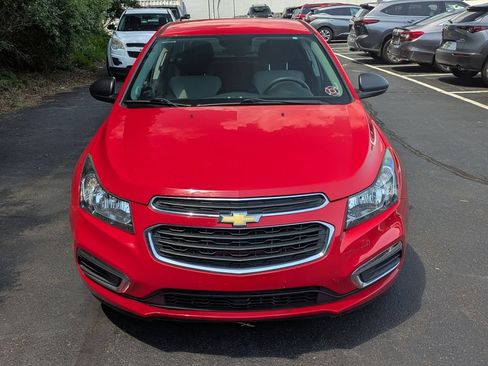Used 2015 Chevrolet Cruze LS FWD image 6