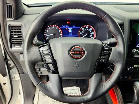 Used 2023 Nissan Frontier PRO-4X w/ Pro-4X Premium Package AWD/4WD image 14