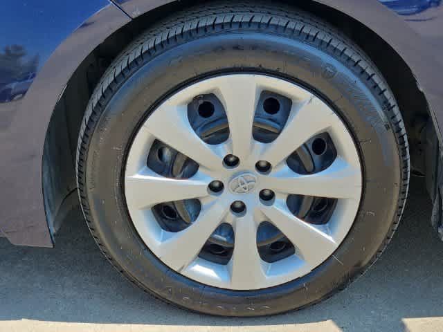 Certified 2024 Toyota Corolla LE FWD image 13