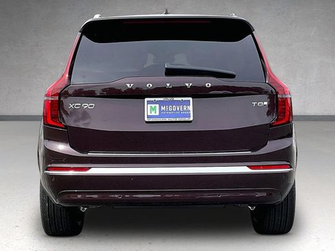 New 2026 Volvo XC90 T8 Plus w/ Protection Package Premier AWD/4WD image 4