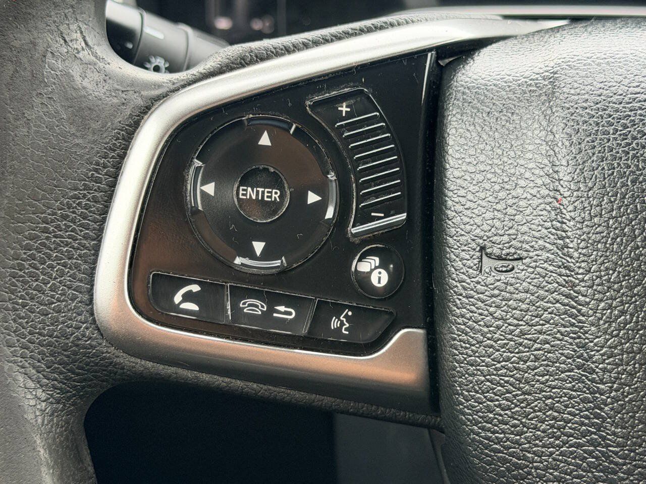 Used 2017 Honda CR-V EX image 33