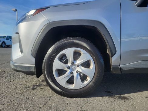 Certified 2025 Toyota RAV4 LE image 10