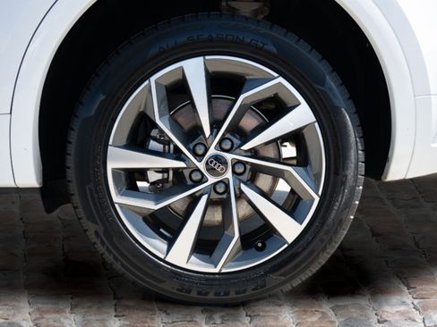 Used 2024 Audi Q5 2.0T Premium Plus image 38