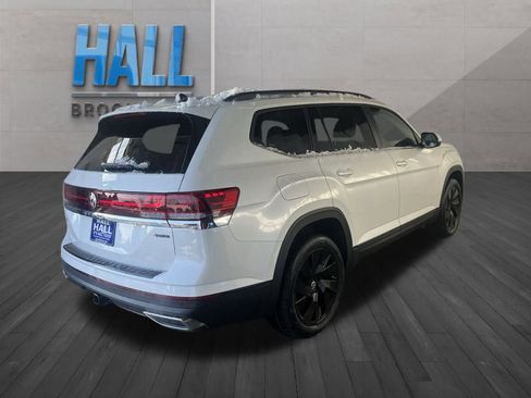 New 2026 Volkswagen Atlas SE image 5