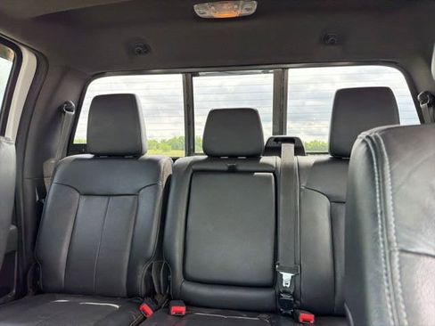 Used 2015 Ford F250 Lariat w/ Lariat Ultimate Package AWD/4WD image 17