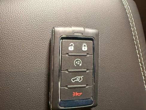 New 2025 Jeep Grand Cherokee L Limited w/ Luxury Tech Group II AWD/4WD image 28