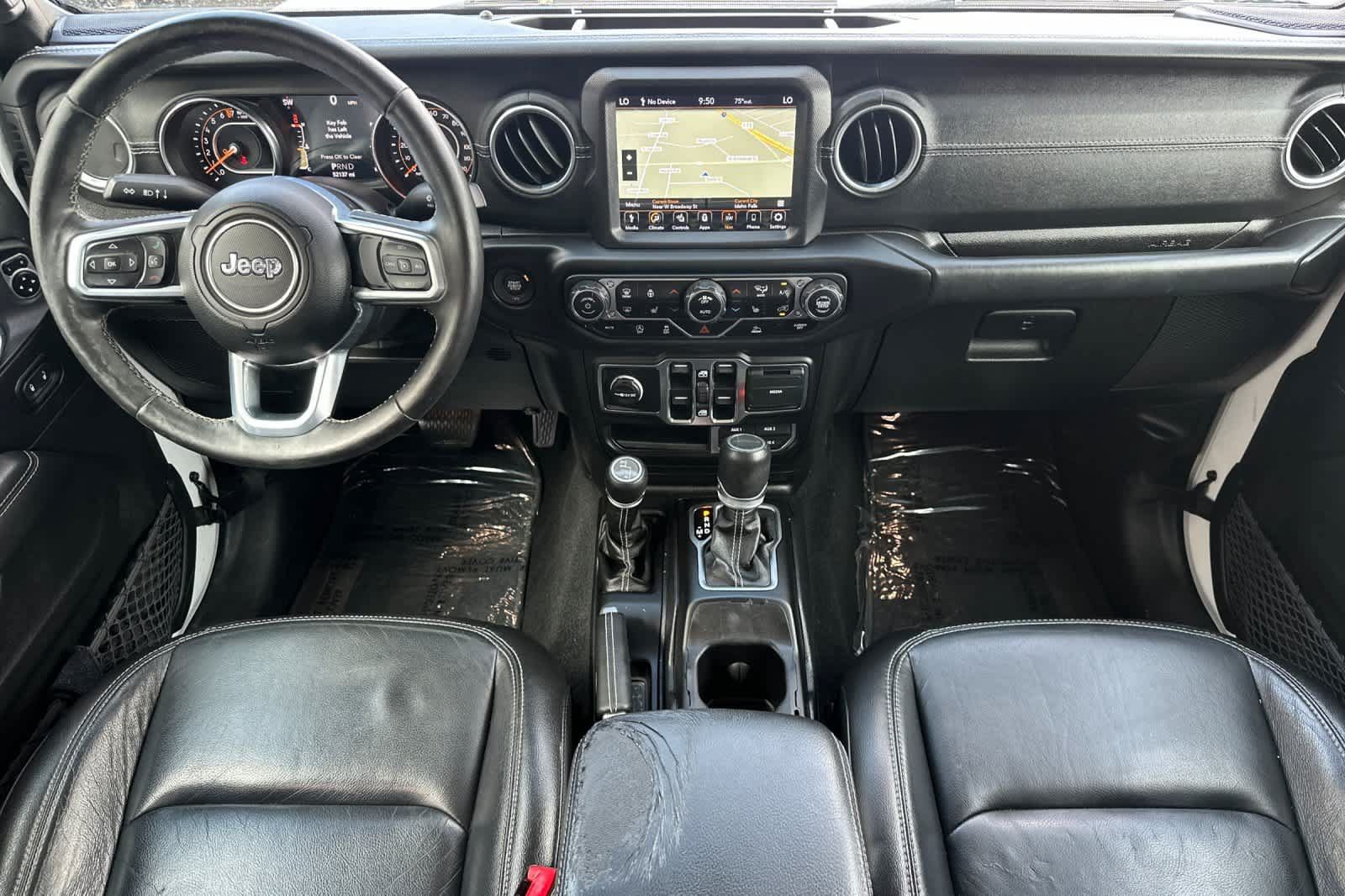 Used 2020 Jeep Gladiator Overland AWD/4WD image 3