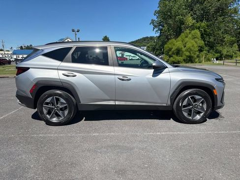 Used 2025 Hyundai Tucson SEL AWD/4WD image 6