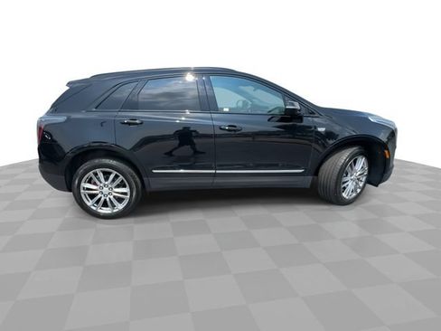 Certified 2023 Cadillac XT5 Sportv AWD/4WD image 9