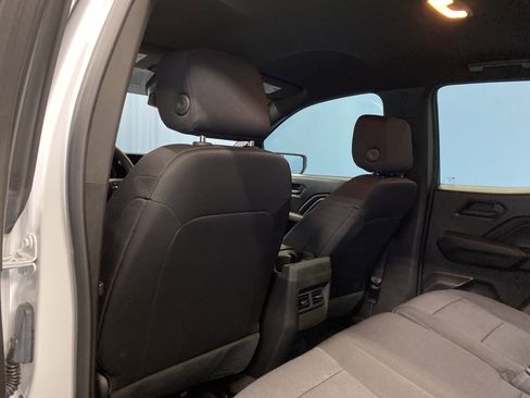 Used 2024 Chevrolet Colorado Trail Boss image 28