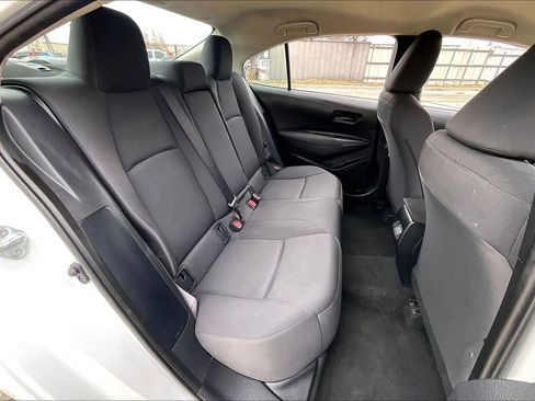 Used 2024 Toyota Corolla LE image 21