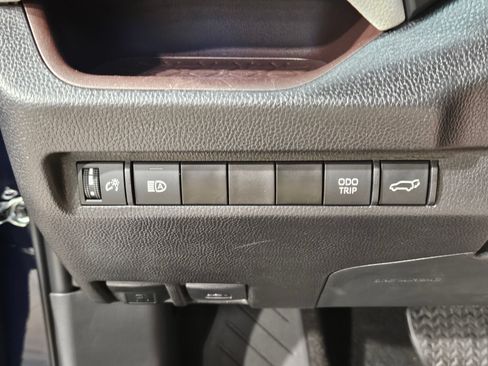 Used 2025 Toyota RAV4 Limited FWD image 26