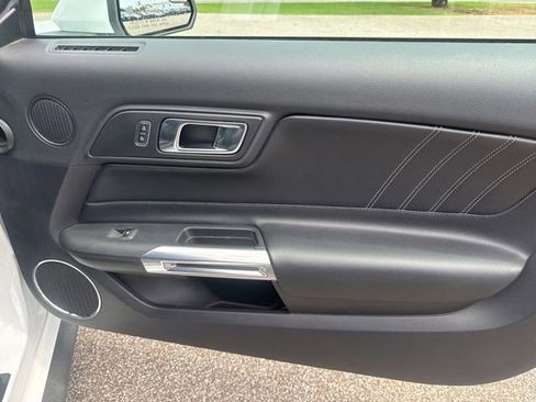 Used 2019 Ford Mustang GT Premium RWD image 22